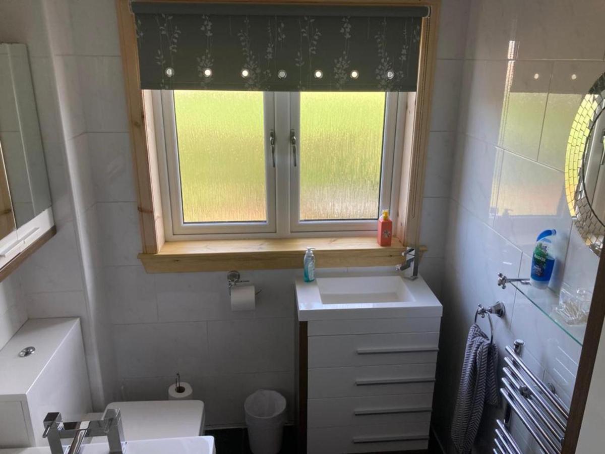 3Bedroom 1Bathroom 1 Shower Room In Quiet Area Inverness Exteriér fotografie